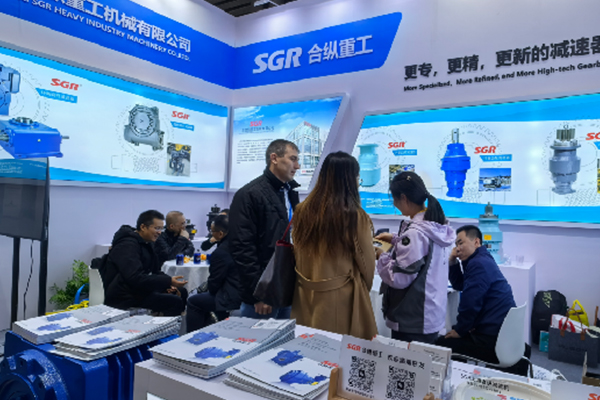 Hộp số SGR trên Bauma China2024